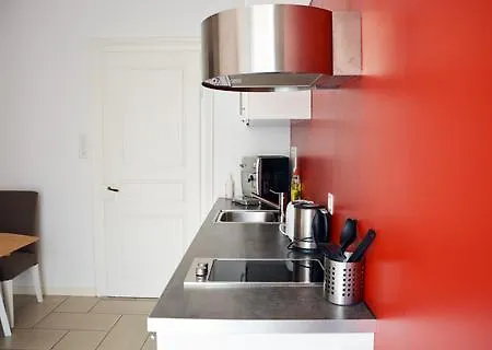 Апартаменты Unique Serviced Living @ Airport Line