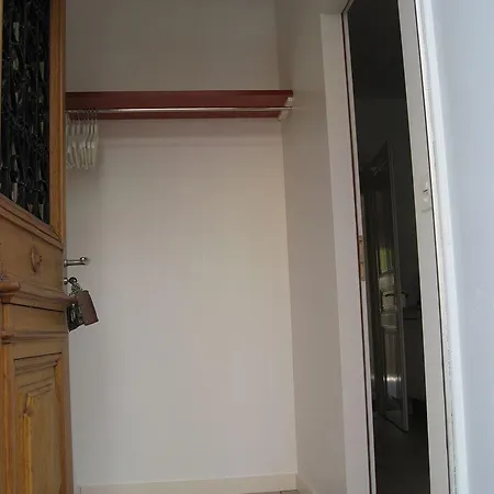 Unique Serviced Living @ Airport Line