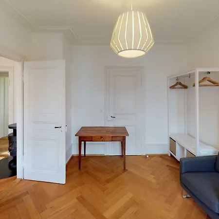 Unique Serviced Living @ Airport Line *